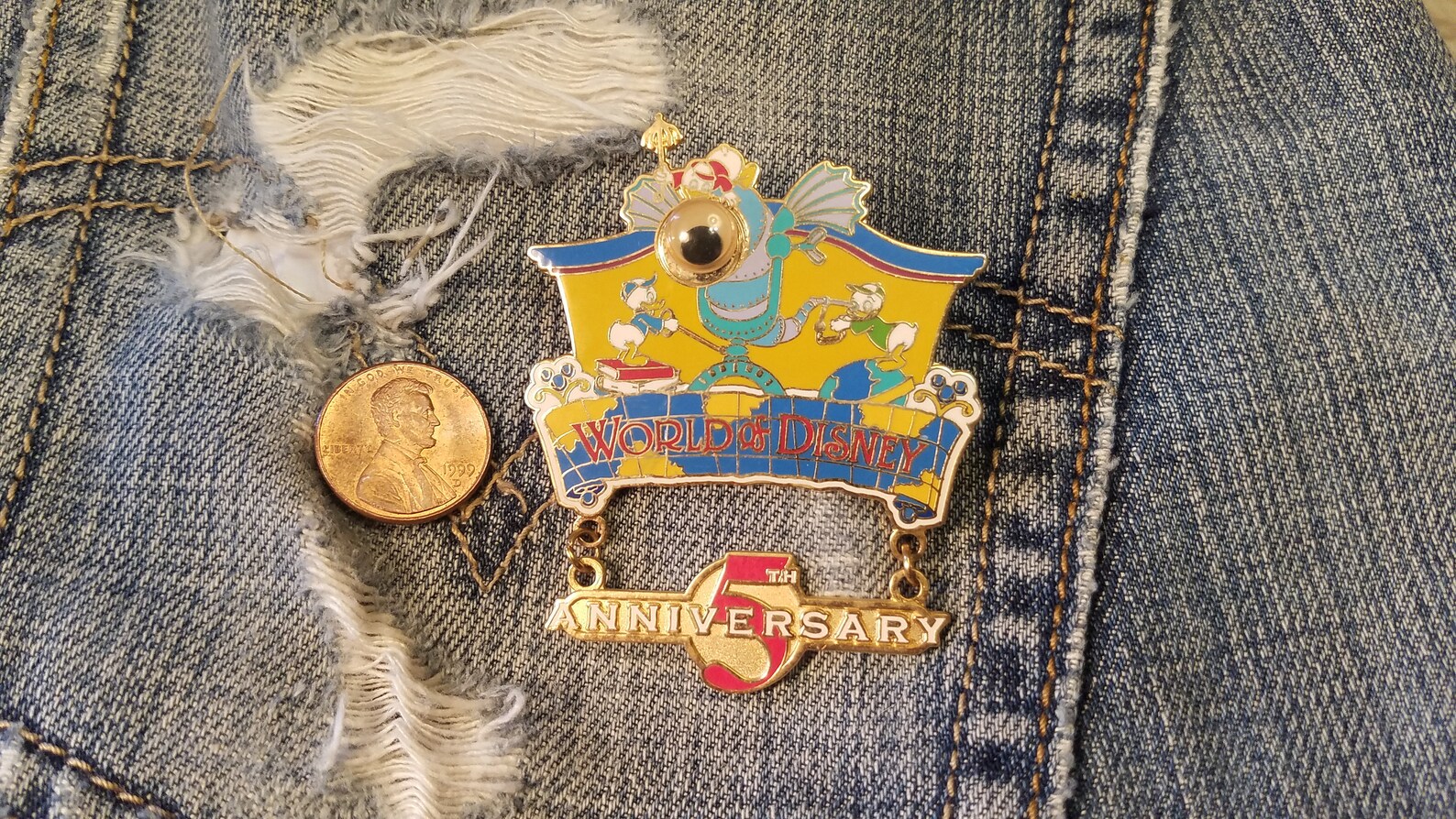 World of Disney Enamel Pin 5th Anniversary Disneyland Pin | Etsy