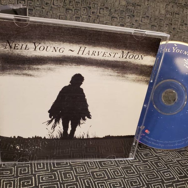 Neil Young CD  Harvest Moon  From Hank to Hendrix - Unknown Legend - 1992