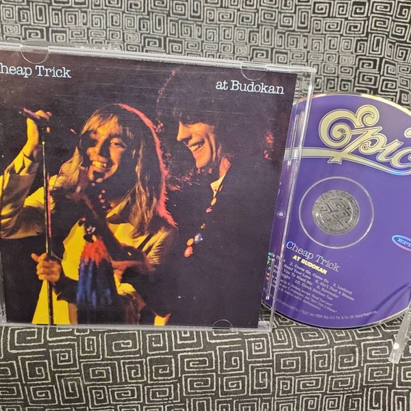 Cheap Trick Live at Budokan CD - Big Eyes- I Want You To Want Me - Surrender - Hello There - Clock Strikes ten