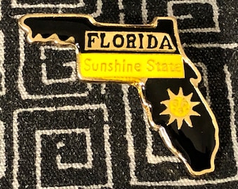 Florida State Shaped Enamel Pin - Sunshine State - Miami - Orlando - Pan Handle - Big Bend - Tallahassee - Pensacola - Beach Resort - Ocean