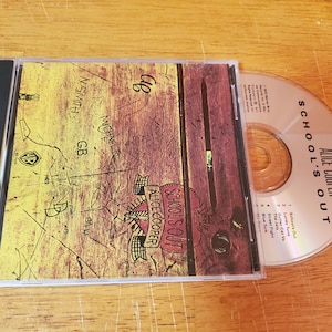 Alice Cooper CD - School's Out - Classic 70s Glam Sleaze Rock