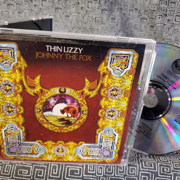 Thin Lizzy CD  Johnny The Fox - Phil Lynott - Don't Believe A Word - Massacre - Sweet Marie