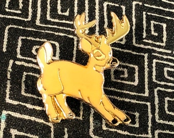 REINDEER Enamel Pin - Animal- Deer- Northern Exposure - Alaska - Buck- Fawn - Cow - Stag - Antlers - Caribou - Rack - Lodge - Up North
