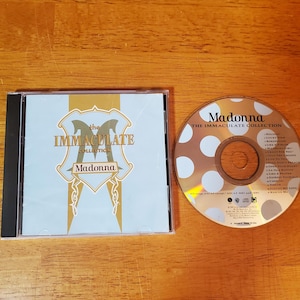 il_300x300.7554317456_mz3h.jpg