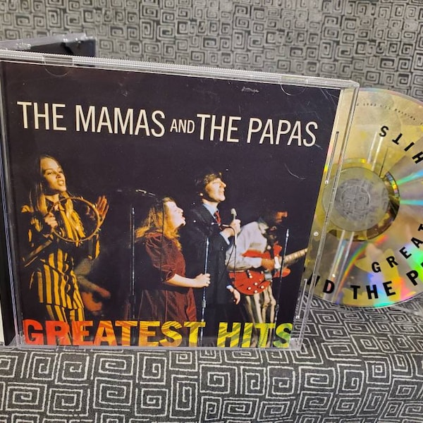 Mama and Papas CD Greatest Hits Mama Cass - 60's Flower Power Hippie Music -