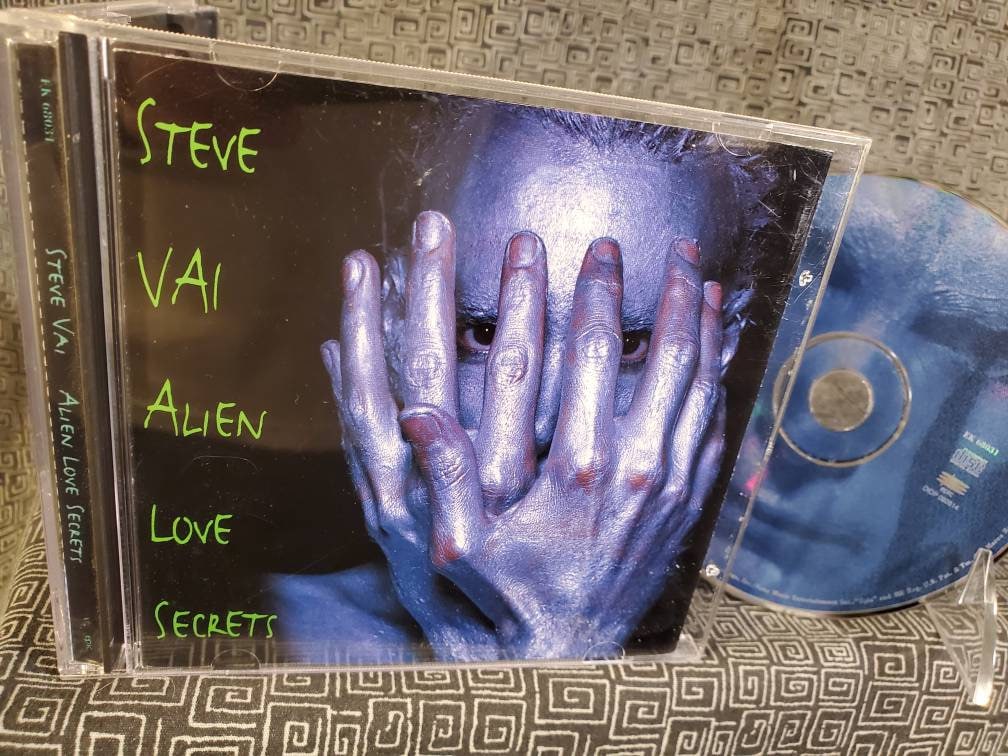 Steve Vai “Alien Love Secrets” LP 中古レコード Steve Vai “Alien Love Secrets” LP 中古レコード Vai, Steve