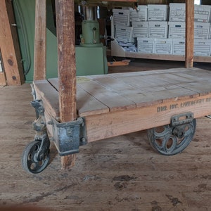 Oryginalny, oryginalny wózek kolejowy Lineberry Factory Furniture