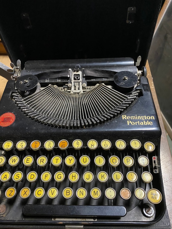 Remington Portable Typewriter With Case 1921 Model - Etsy