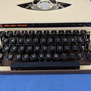 Rare Vintage IMC Rover 2000 Portable Typewriter  Made in Italy