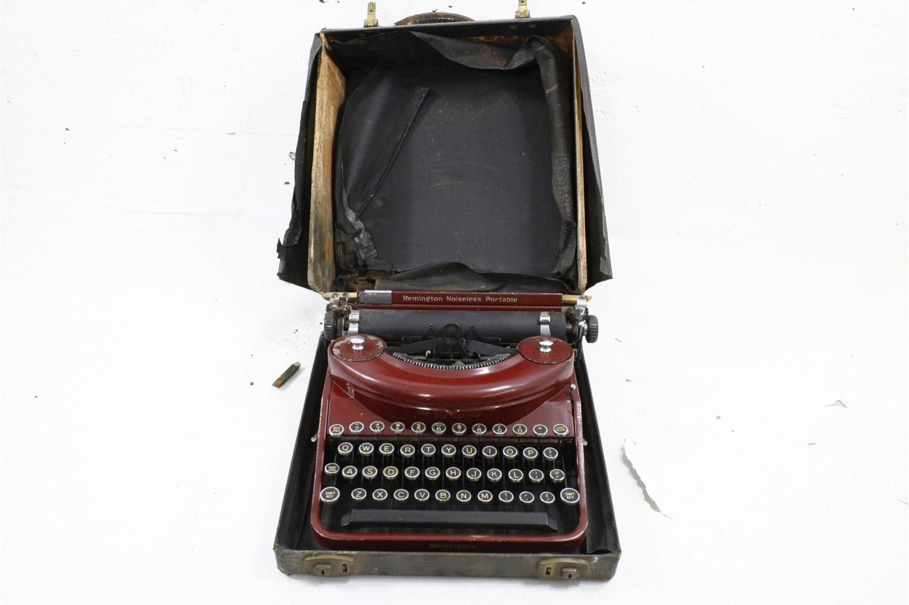アンティーク レミントン ノイズレス ポータブル タイプライター 1933