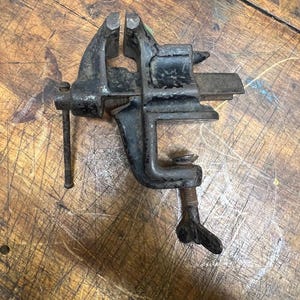 Vintage 2&quot; Jewelers Bench Vice