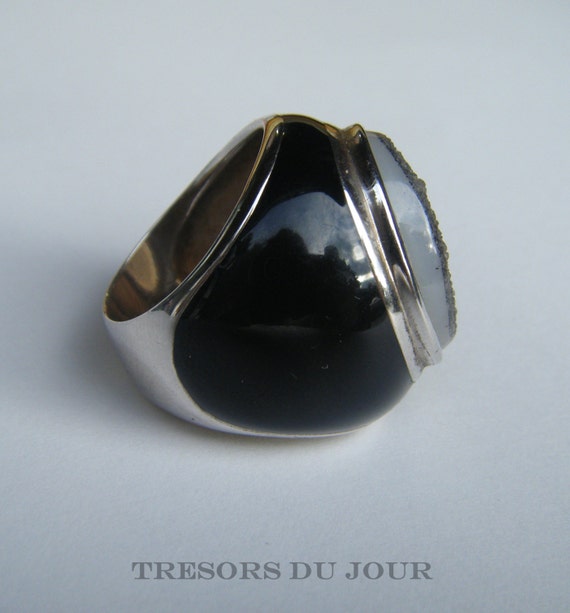 Large Statement Ring  with Neutral Druzy Geode Cr… - image 9