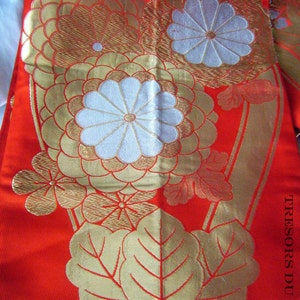 Vintage Japanese Silk Obi Red Gold Silver Marriage Obi with Chrysanthemum Flowers, Red Vintage Japanese Obi Fabric 2 pieces, TresorsDuJour