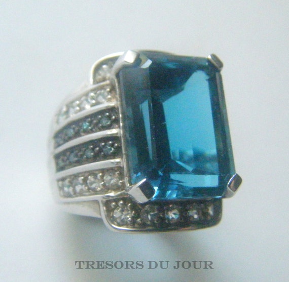 Blue TOPAZ RING Vintage Statement Ring Unique Lon… - image 2