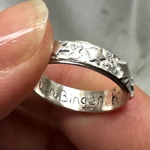 Gold Star Ring 'Etoiles' Poesie Ring Unique Engraved Wedding Band Medieval Poesy Ring Renaissance GOLD WEDDING RING Large Sizes image 11