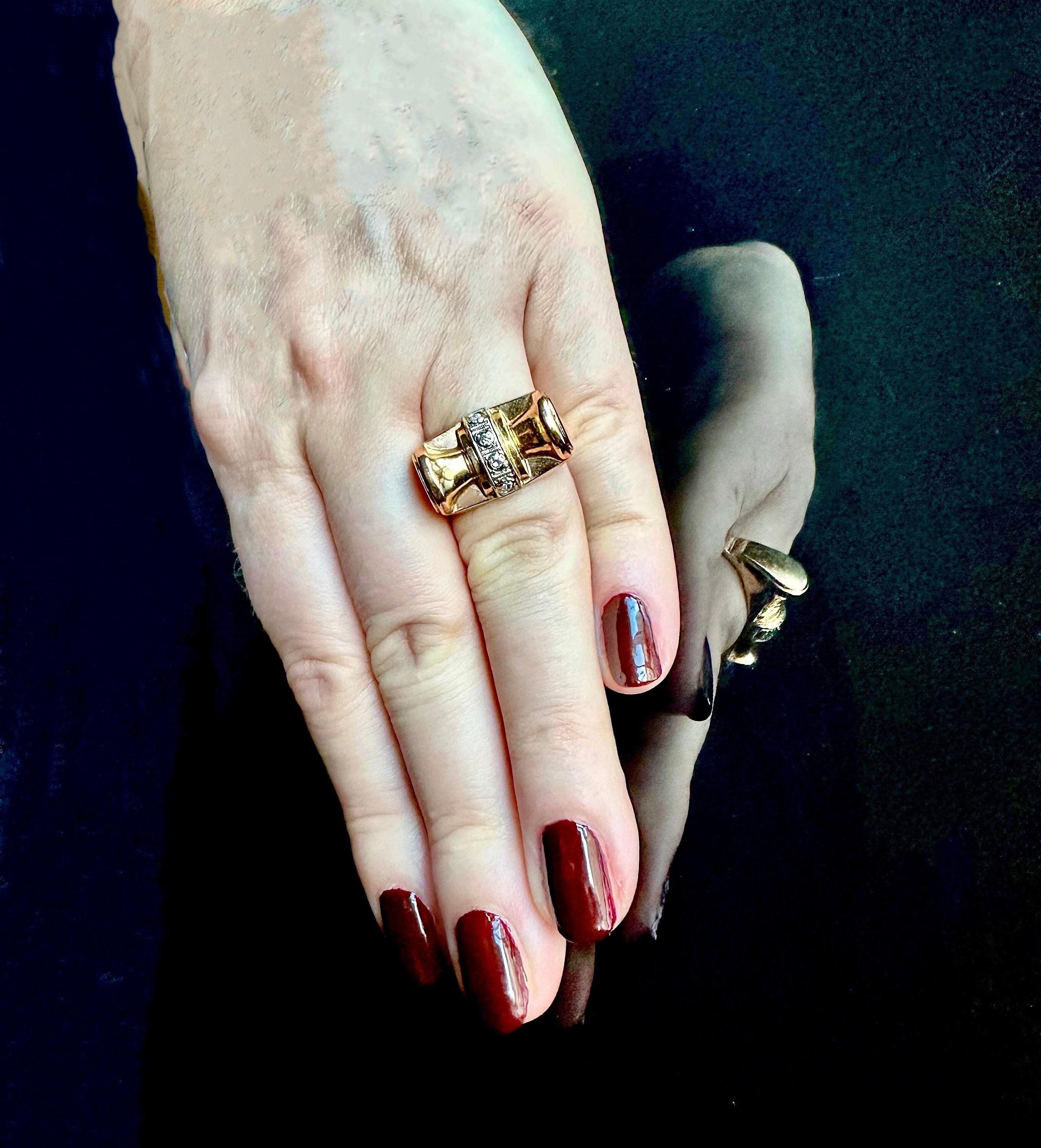 Signet Tank Ring in 18K Yellow Gold with Diamond, 1940s for