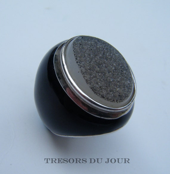 Large Statement Ring  with Neutral Druzy Geode Cr… - image 6