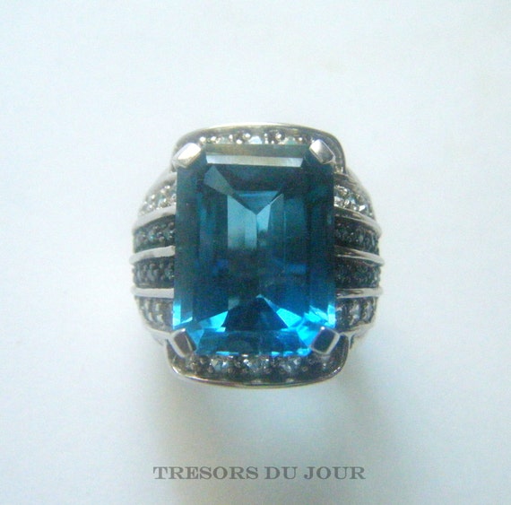 Blue TOPAZ RING Vintage Statement Ring Unique Lon… - image 3