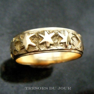 Gold Star Ring 'Etoiles' Poesie Ring Unique Engraved Wedding Band Medieval Poesy Ring Renaissance GOLD WEDDING RING Large Sizes image 5