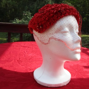 Vintage 1950&#39;s Crimson Crimppled Ribbon Hat Peppered Floral Accents with Veil