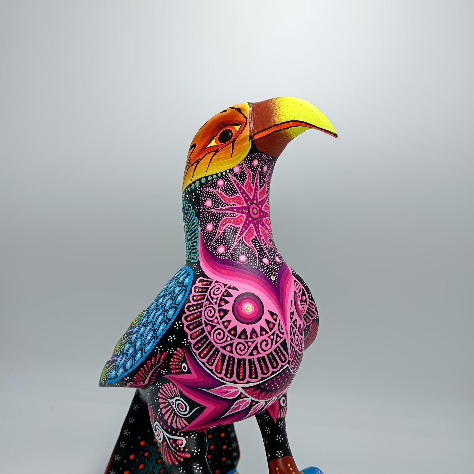 メキシコの民芸品 オアハカの木彫り アレブリヘ ハンドメイド イーグル