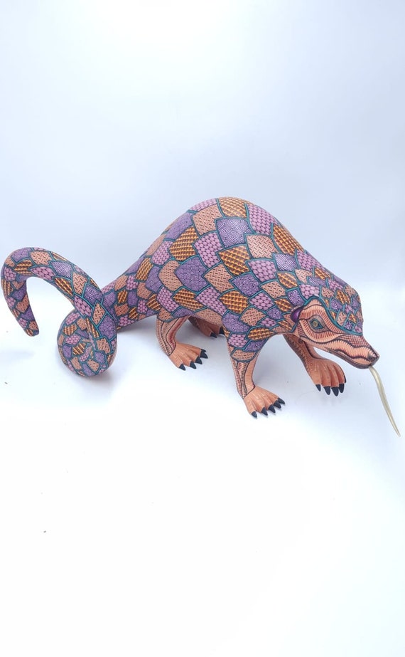 Oaxacan Wood Carving Pangolin by Jacobo Y Maria Angeles PP6096