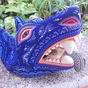 Huichol Mexican Folk Art Wolf Head by Florencio Lopez PP6548