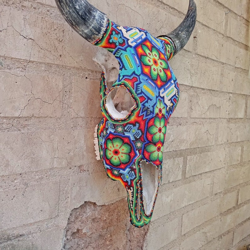 Exceptional Huichol Indian Hand Beaded Mexican Folk Art Authentic Bull Skull By Jose Manuel Ramirez PP6994 image 4