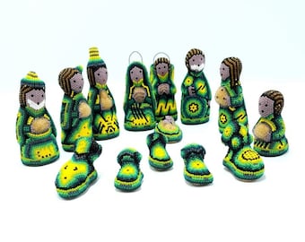 ハンドビーズのウイチョル族のメキシコ民芸品、キリスト降誕セット（Mayola Villa作）PP4938