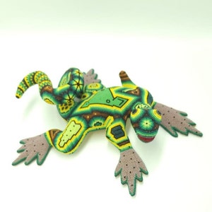 Huichol Hand Beaded Mexican Folk Art Iguana By Mayola Villa Lopez HMV02 image 1