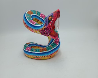 オアハカの木彫り メキシコ民芸品 手作り 狼 Cesar Melchor Ojeda 作