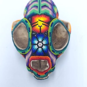 Mexican Huichol Hand Beaded Wildcat By Honorio Villa Lopez PP6053