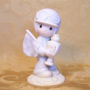 Precious Moments &quot; Trust In The Lord To The Finish&quot; collectors Club