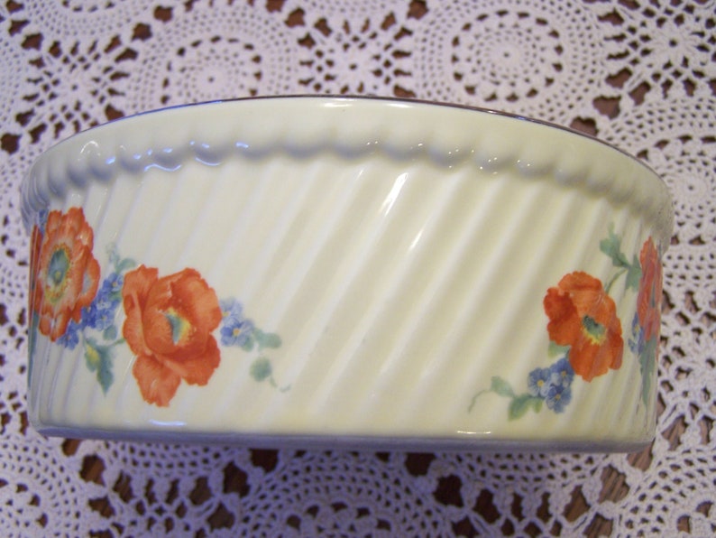 Vintage Hall Orange Poppy Casserole