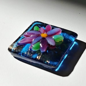 Accent Tile Handmade Fused Glass Flower