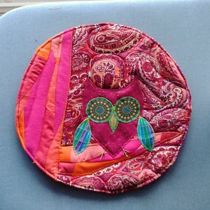 Small Round Owl Flowers Patchwork Pink Art Quilt Wall Hanging Quilted