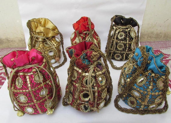 Buy Wholesale Ladies Purses from Market in Surat