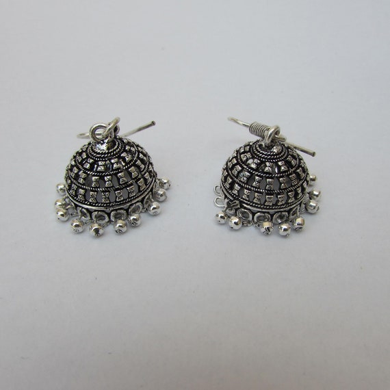 Beautiful jhumka discount