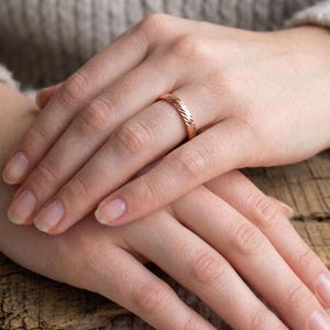 100% puur koperen ringenband - koperen bandring gepolijst koperen band, 3 mm designer koperen band, designer koperen ringen Voordelen van koperen ringen
