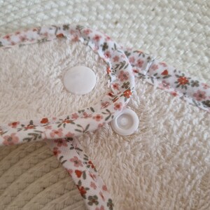 Baby bib floral pattern 100% Oeko Tex cotton Rose