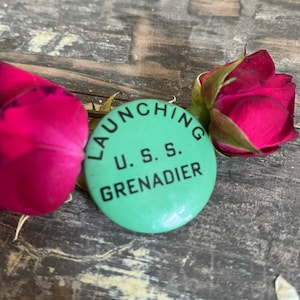 Antique WW2 U.S.S. Grenadier Launch Button – Military Memorabilia