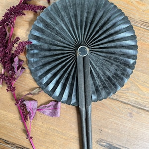 Antique Mourning Fan Victorian Mourning Fan-Antique Black Mourning Fan-Victorian Mourning Victorian Macabre Bild 1