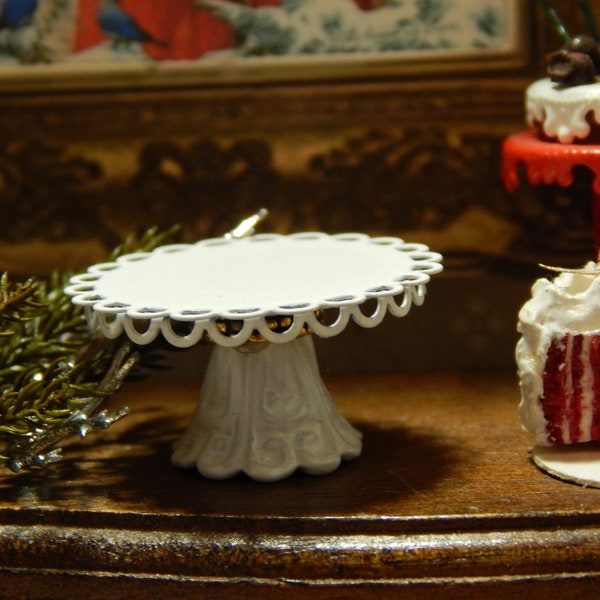 Miniature Handmade Medium 1:12 25MM Scale White Double Scallop Style Pedestal Cake Stand Dollhouse Collector Item