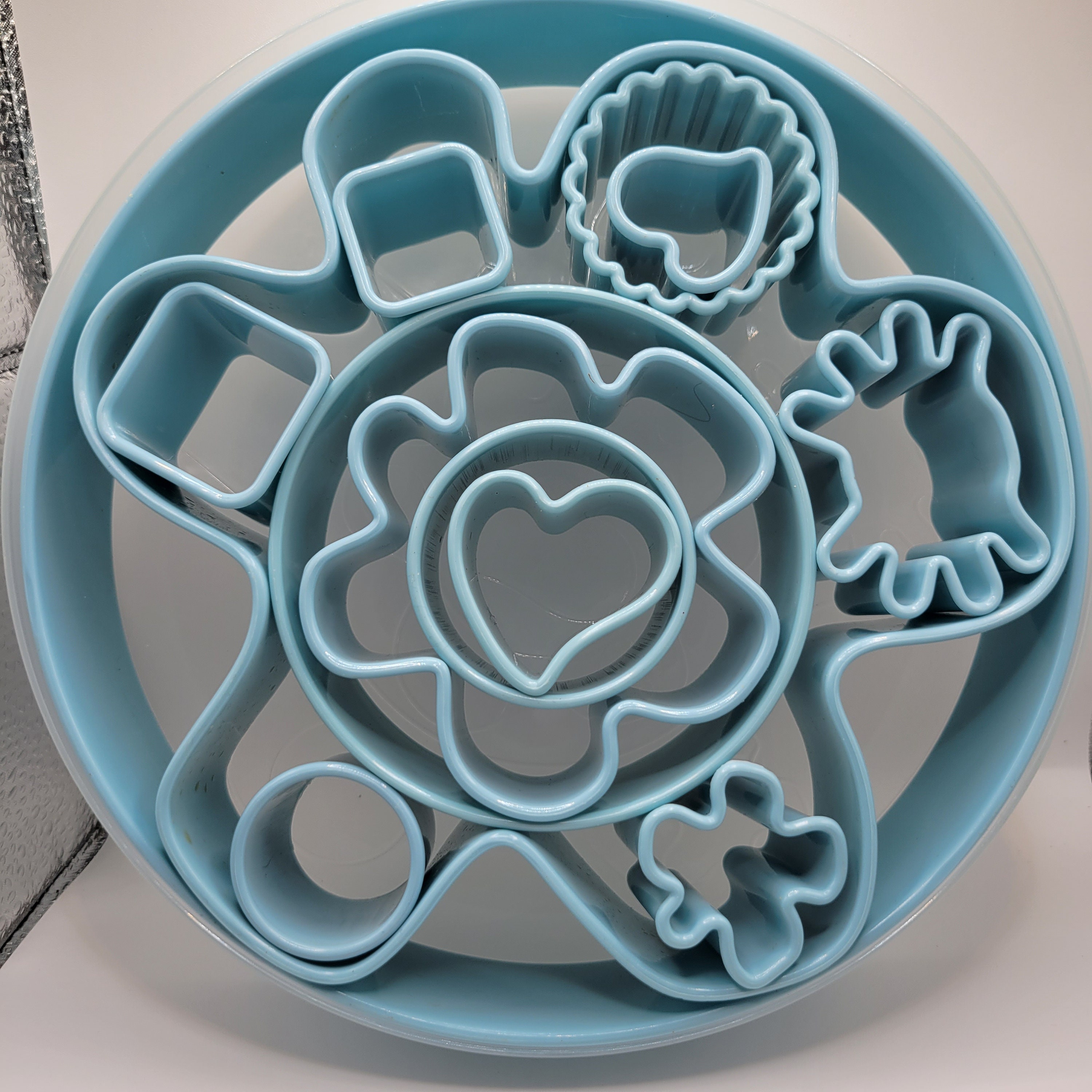 Ikea Drommar 14 Piece Pastry Cutter Set in Plastic Container Cookie