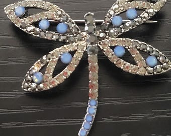 Broche vintage libellule en strass avec pierres précieuses bleues et violettes