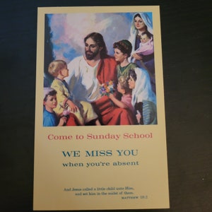 Os anos 60 do cartão postal da igreja vintage vêm para a catequese. Sentimos sua falta quando você está ausente com Jesus e as crianças.