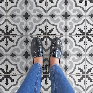 Reims Pattern Tile Stickers - Waterproof & Removable - Floor Vinyl - Vinyl Tile - Self Adhesive - Pack of 10 - SKU:REIM