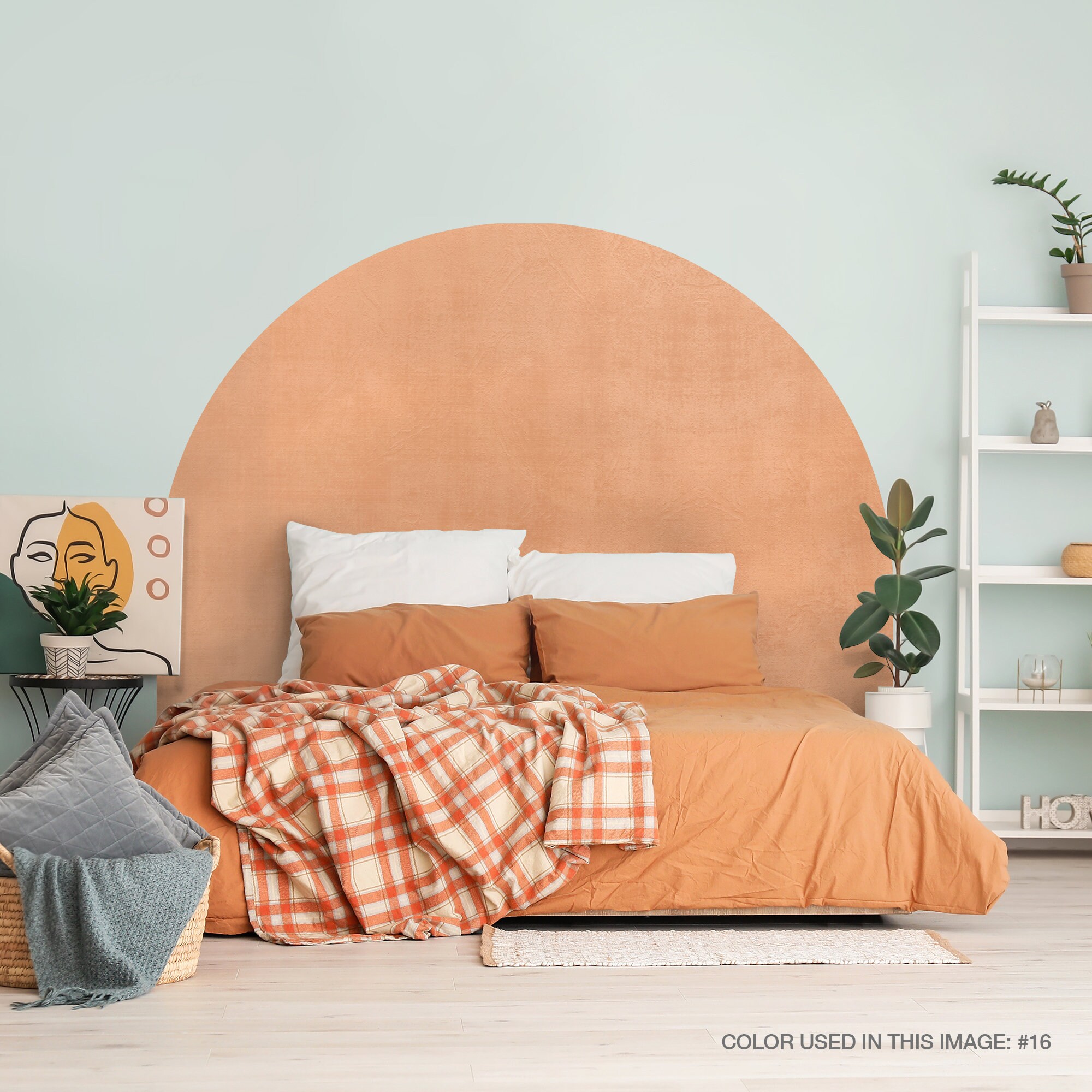 Decal tường đầu giường siêu king-size giúp tạo nên không gian sang trọng và ấm cúng cho căn phòng của bạn. Xem bức ảnh để cảm nhận sự đẹp đẽ của decal và tìm lựa cho mình mẫu ưng ý nhất nhé!