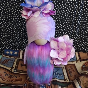 Purple gnome
