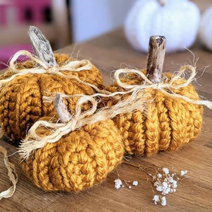Crochet pumpkin, knitted pumpkin fall decor, home decor, rustic pumpkin, yarn pumpkin, autumn decor, Halloween pumpkin, decorative pumpkin